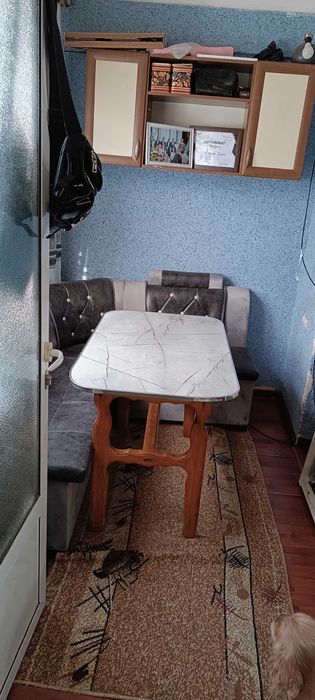 Продаю свою квартиру на ттз, рядом с базаром. 2/2/3,