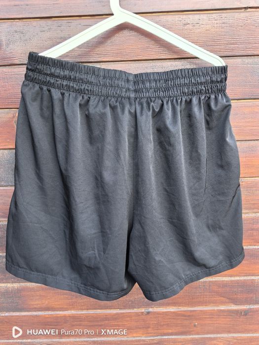Къси черни панталони Puma XL с минимални забележки