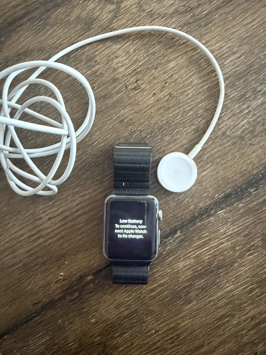 Apple watch series 2 стальной б/у