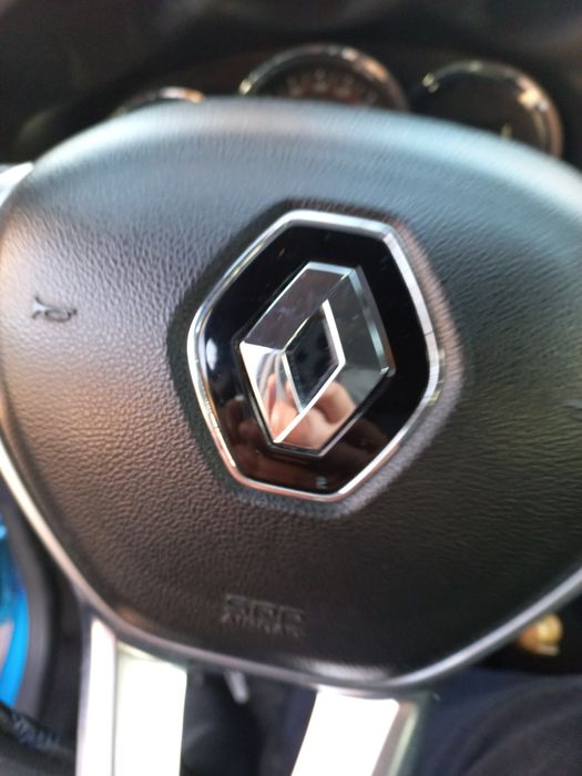 Рено Логан Степвей