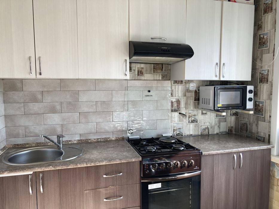 Продам кухонный гарнитур