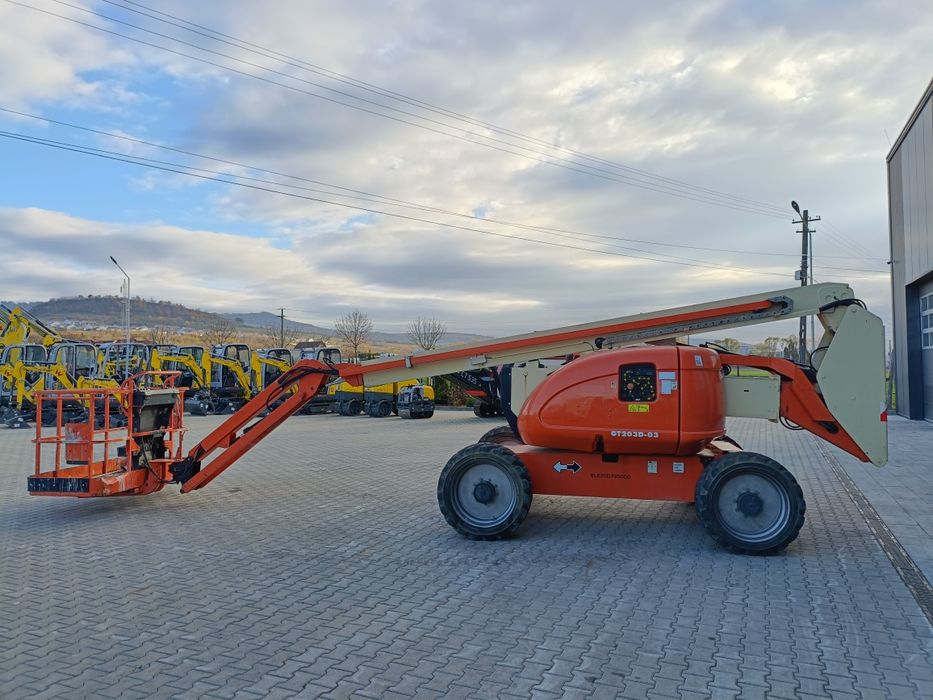 Nacelă diesel cu braț articulat JLG 600AJ