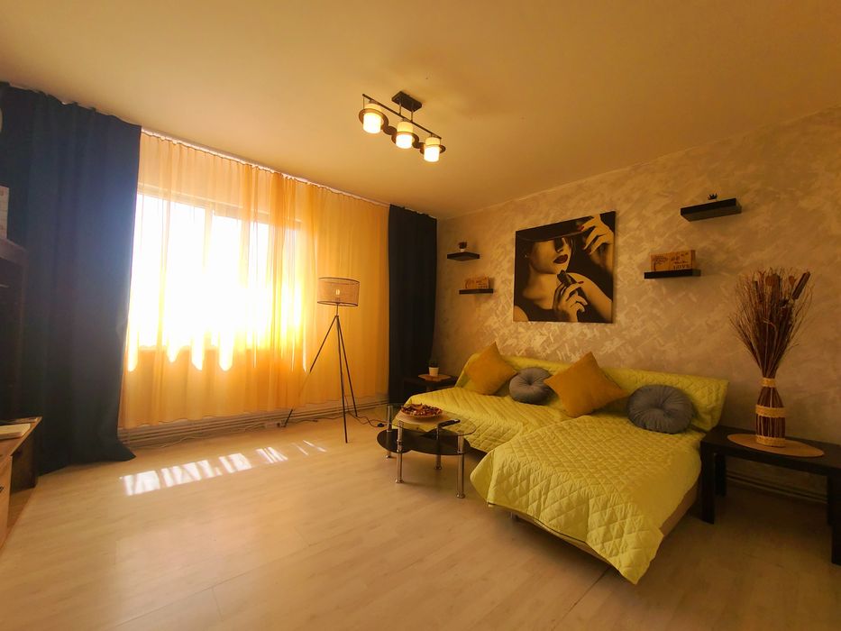 ***Disponibil 27  Decembrie*** Apartament renovat si utilat modern