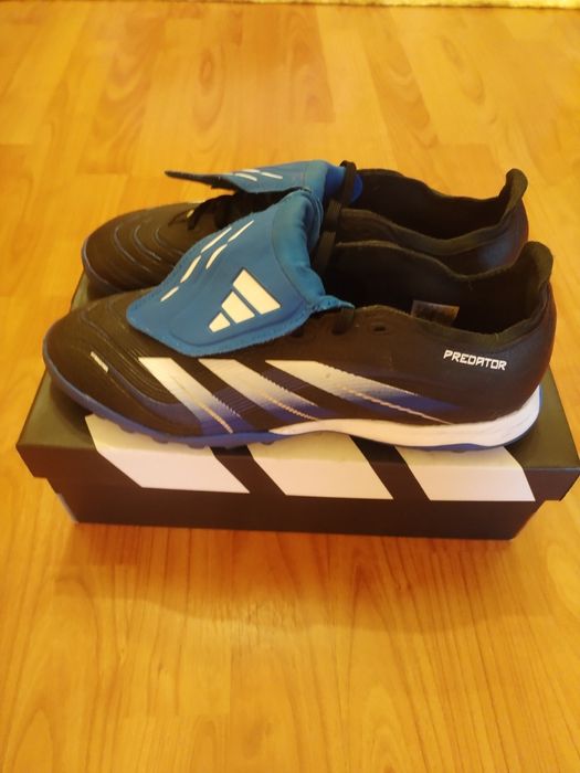 Футболни обувки Adidas Predator League Jude Bellingham.