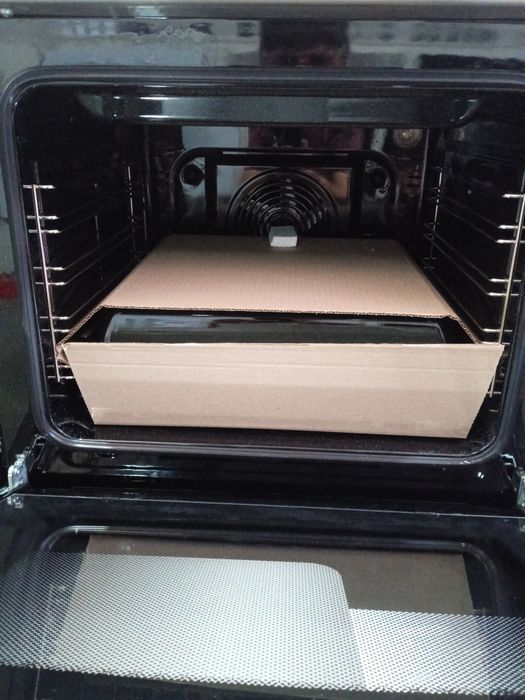 Газовая плита Gefest c конвекцией и газовой духовкой  в стиле Hi-tech