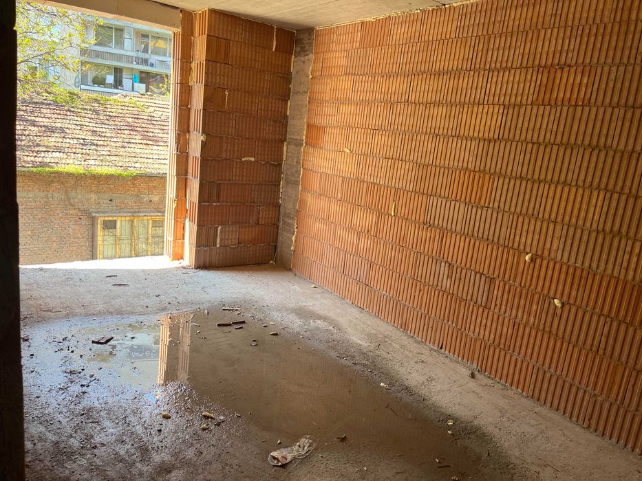 Продава се Тристаен апартамент в Пловдив, Мараша - 118 кв.м за 1967 €/кв.м - Снимка #4