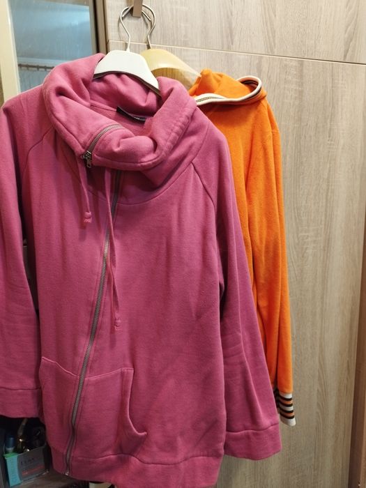 Яке гъши пух сиво.