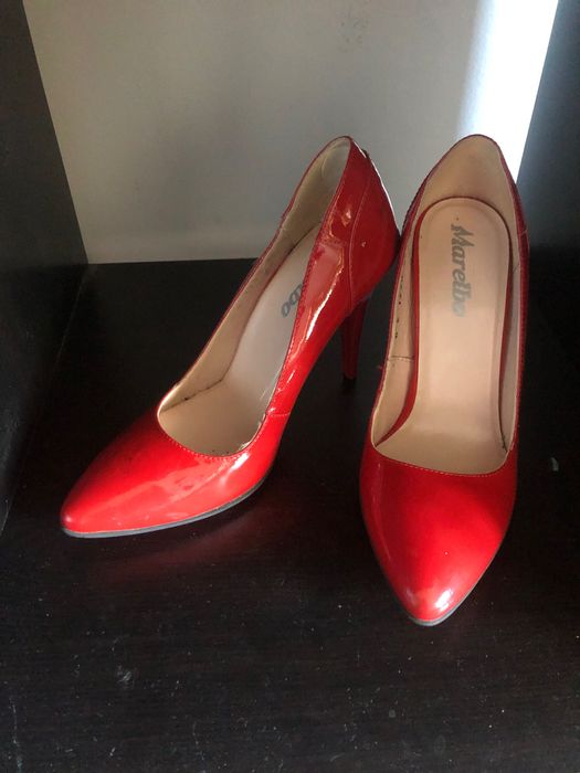 Pantofi rosii de lac din piele naturala Marelbo