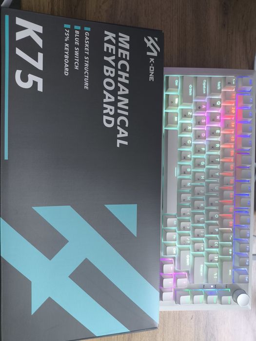 Продам новую клавиатуру