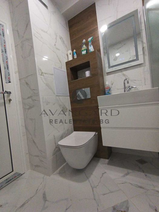 Продава се Двустаен апартамент в Пловдив, Изгрев - 48 кв.м за 1167 €/кв.м - Снимка #11