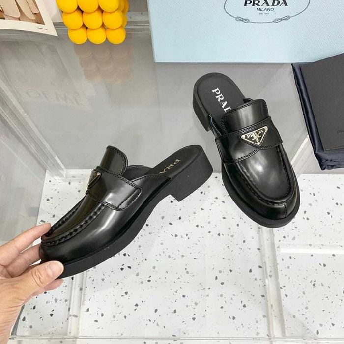 Saboti Prada marimea 39 40