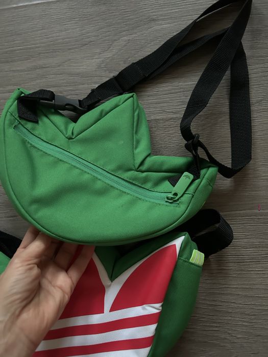 Детски принадлежности,както за забавление ,така и за носене