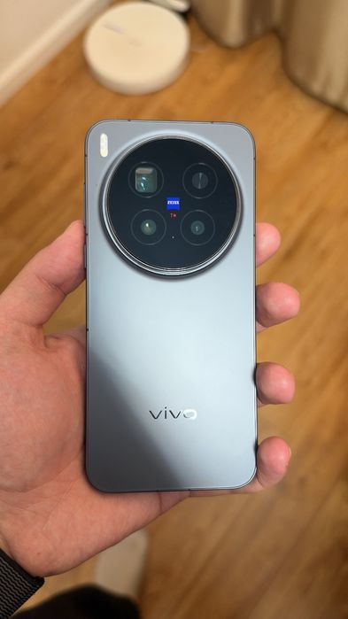 Vivo x300 pro 16/512 gb