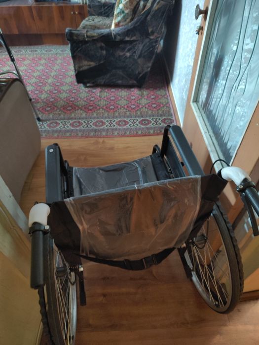 Кресло-коляска складная