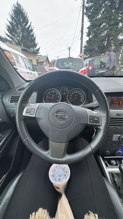 OPEL Astra 2005 — imagine 4