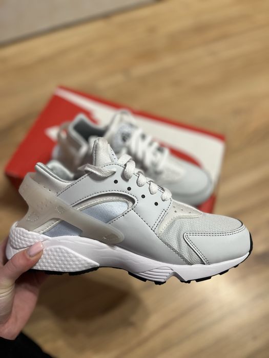 Дамски маратонки Nike Huarache