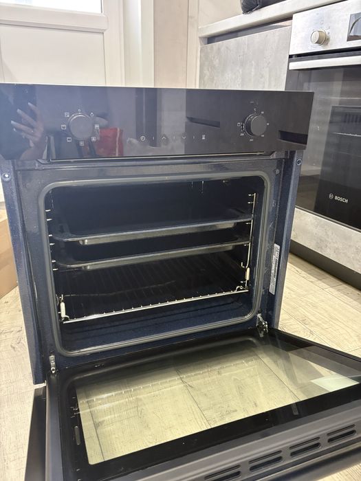 Продам электро духовку