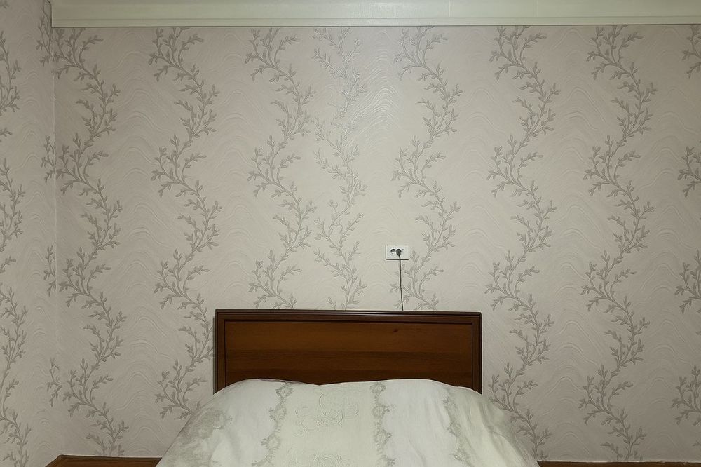 Продаётся Дом на земле , центр города ул. Бирлик тупик 1 .