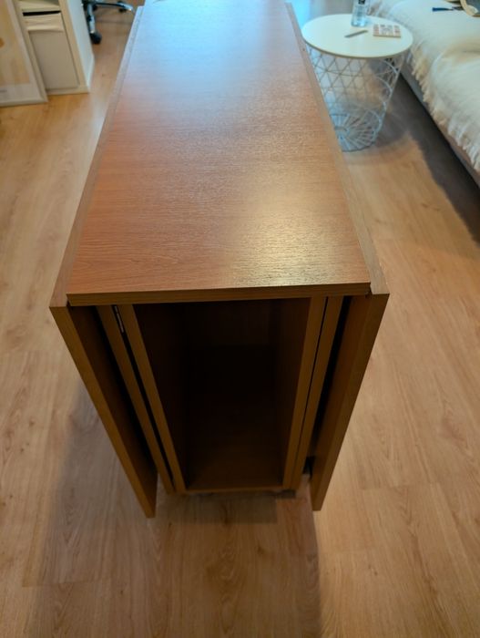 Vând Masa Pliabila 156cm din pal cu role