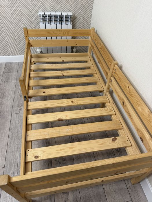 Продам Кровать 80*160