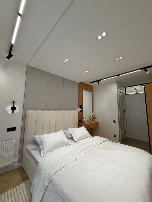 Продается 4 комнатная квартира новостройка Комолон дружба метро