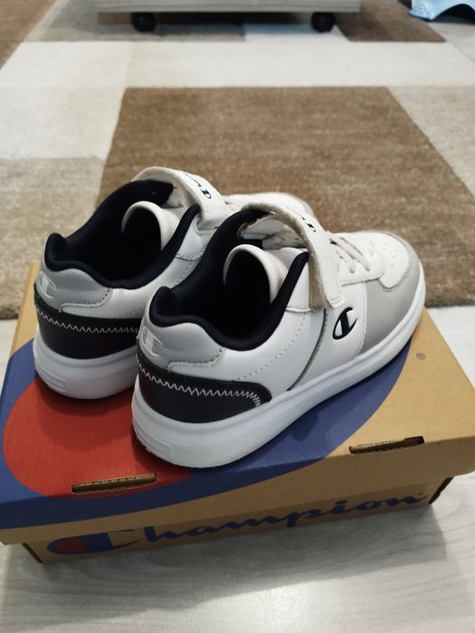 Adidasi Champion copii