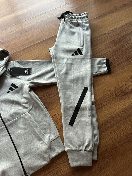 Детски,памучен сив екип Adidas