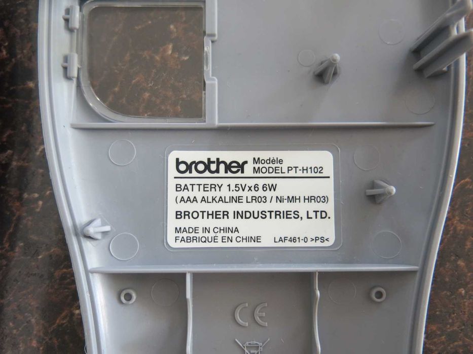 Етикетен принтер Brother P-Touch H102