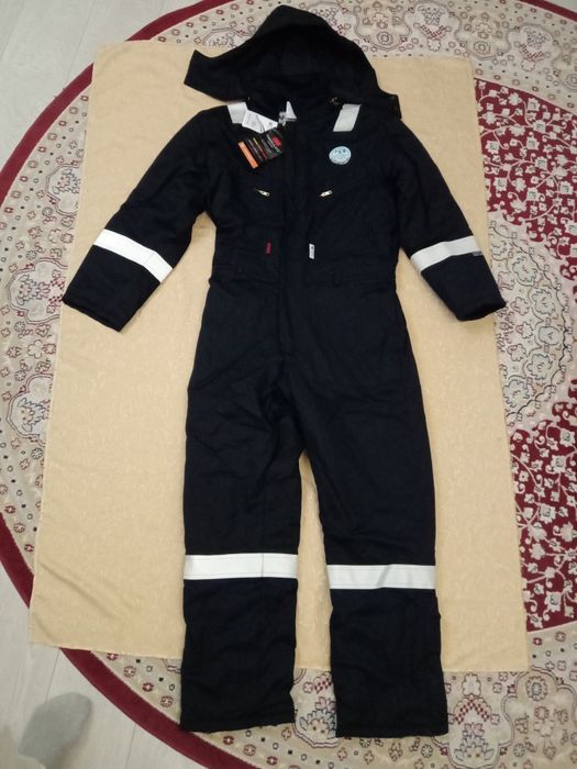 Продам комбенизон зимний тшо новый 20 000 тенге