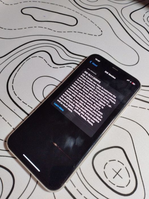 Iphone 11 в белом цвете