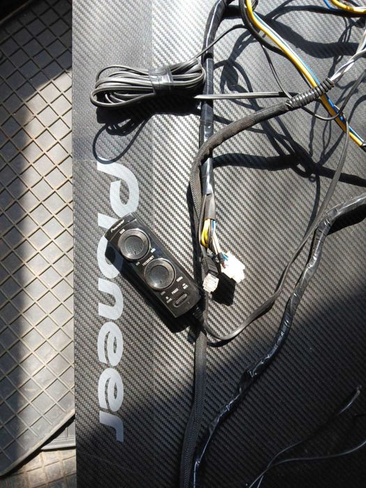 Pioneer TS-WX710A активен плосък субуфер 200W