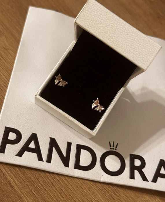 Pandora обеци Пандора