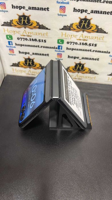 Hope Amanet P3 Motorola RaZR 50