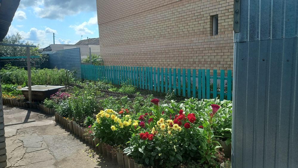 Продаётся 2 дома на одном участке