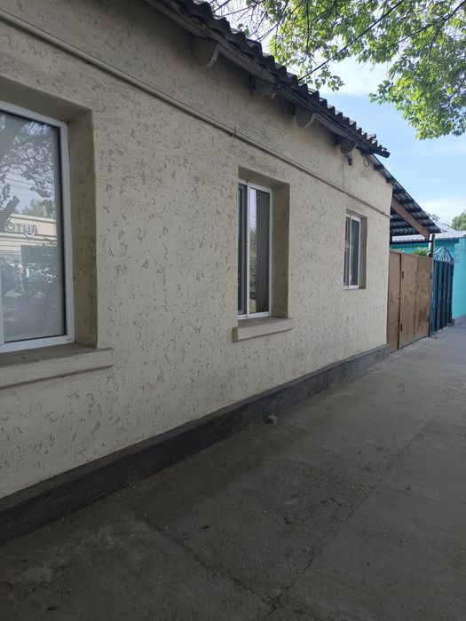 Дом на центральной улице,6 соток
