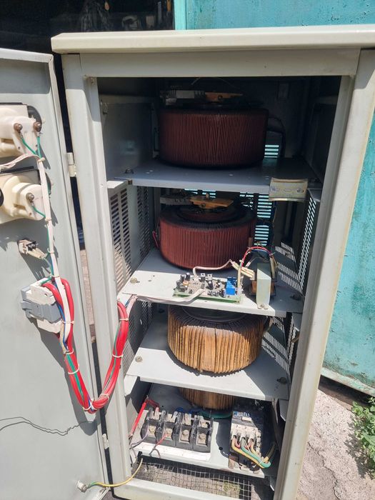 Стабилизатор напряжения 30 kvA