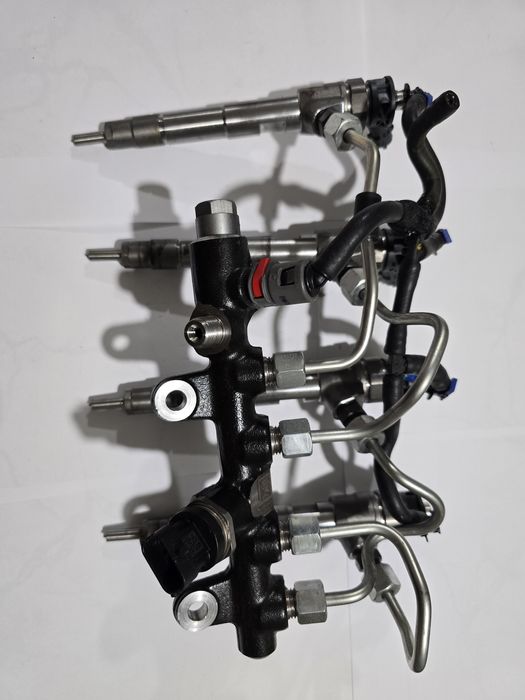 Rampa injectoare Dacia/Renault/Nissan 1.5/1.6 Dci , Mercedes 2.0 Cdi
