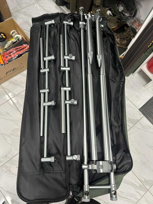 Шаранджийска стойка Kaida за 4 въдици