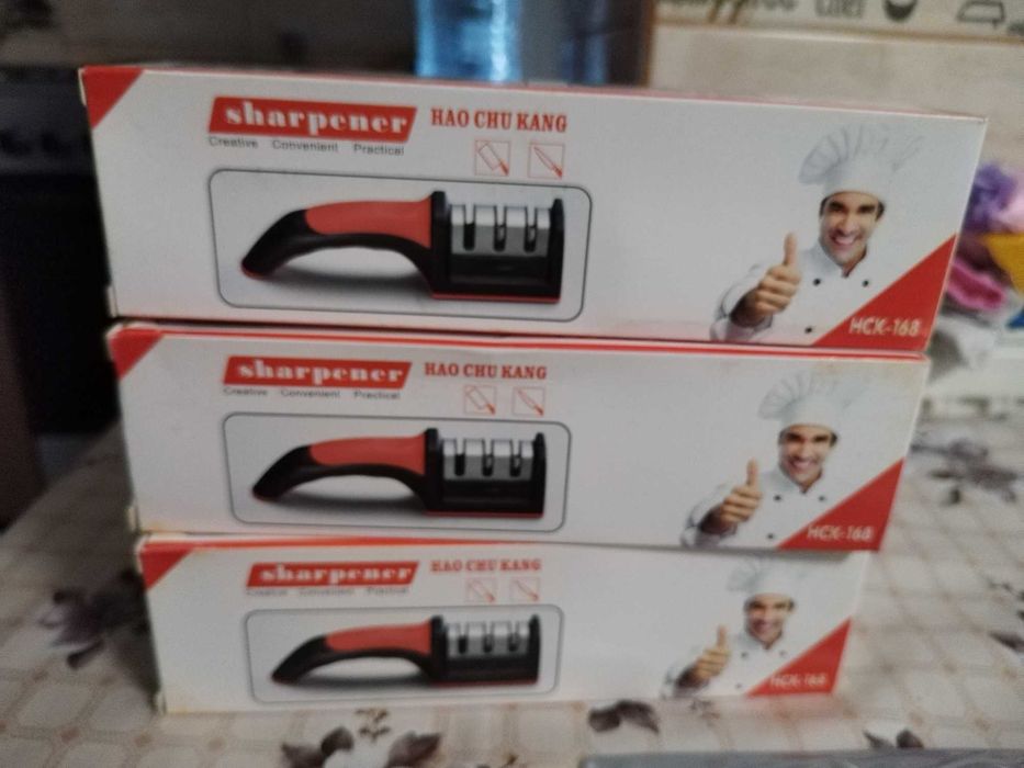 Cutite diferite dimensiuni