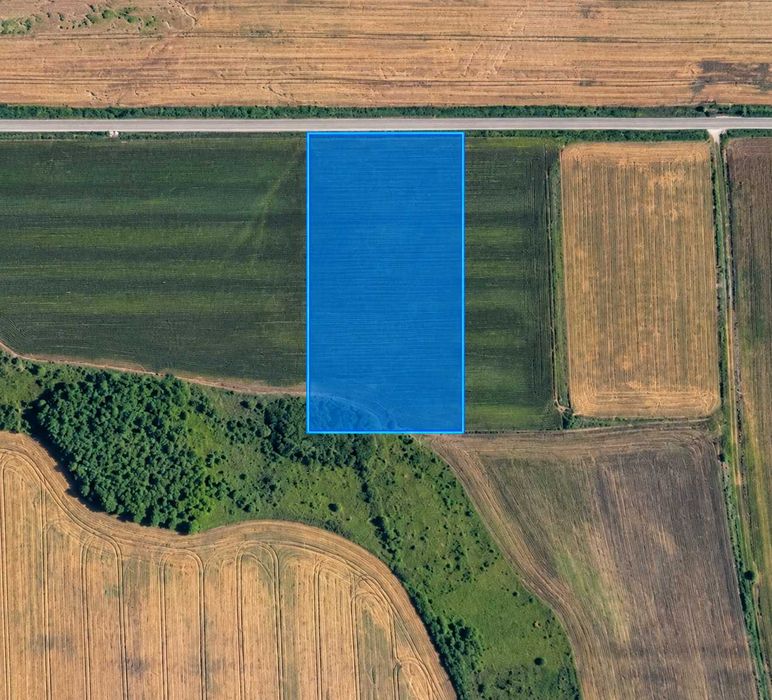 Teren de vânzare 4.500 mp – Cerghizel, Ungheni | acces asfalt | front ~32 m | spre Transilvania Motor Ring