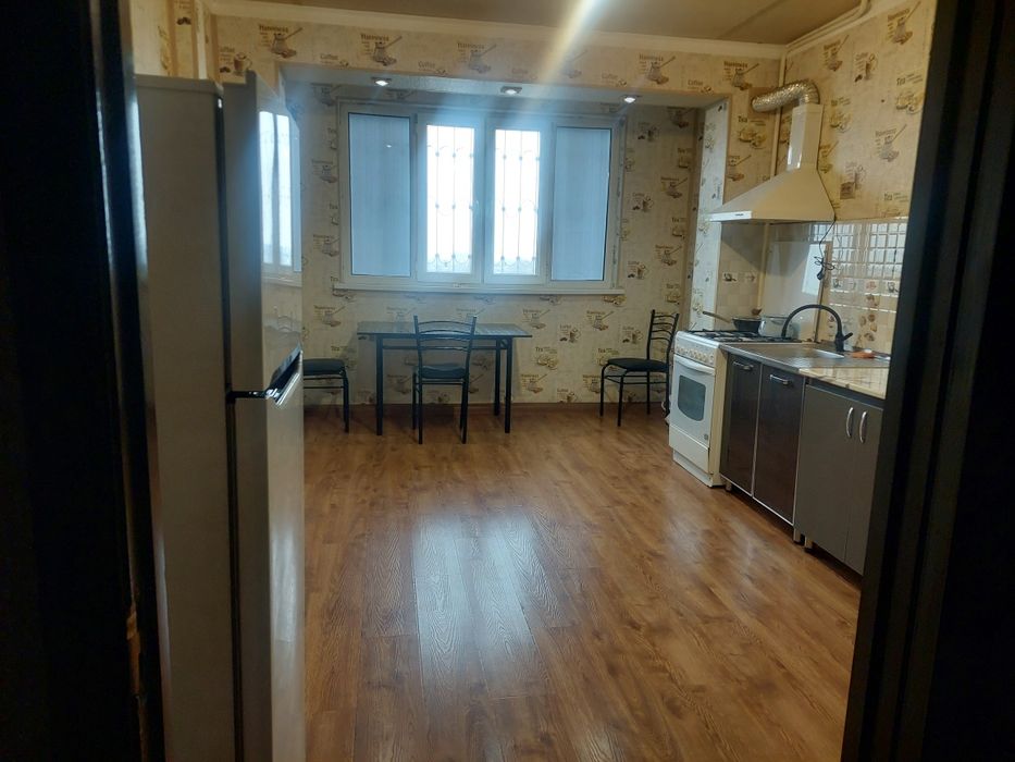 Куйлюк центр на против компаса 2 комнатная. 6 этаж. 61.6м² 2/6/9