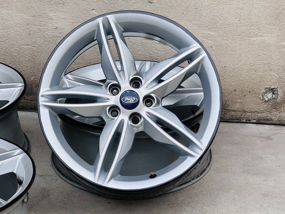 4бр ал Ford Kuga/ Edge/ 19цола оригинални с датчици
