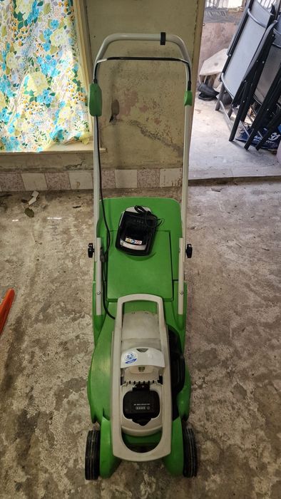 Акумулаторна косачка за трева Viking MA 339