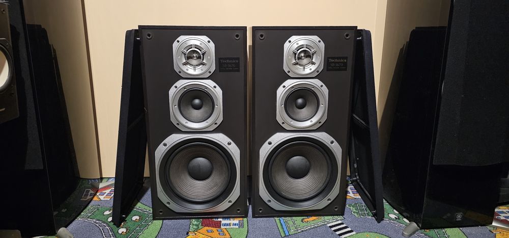 Colectie Technics SB 3670 boxe audio pe trei cai