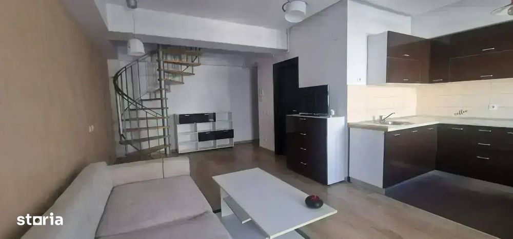 Duplex de inchiriat zona Parcul Carol adiacent—etajele 5-6,