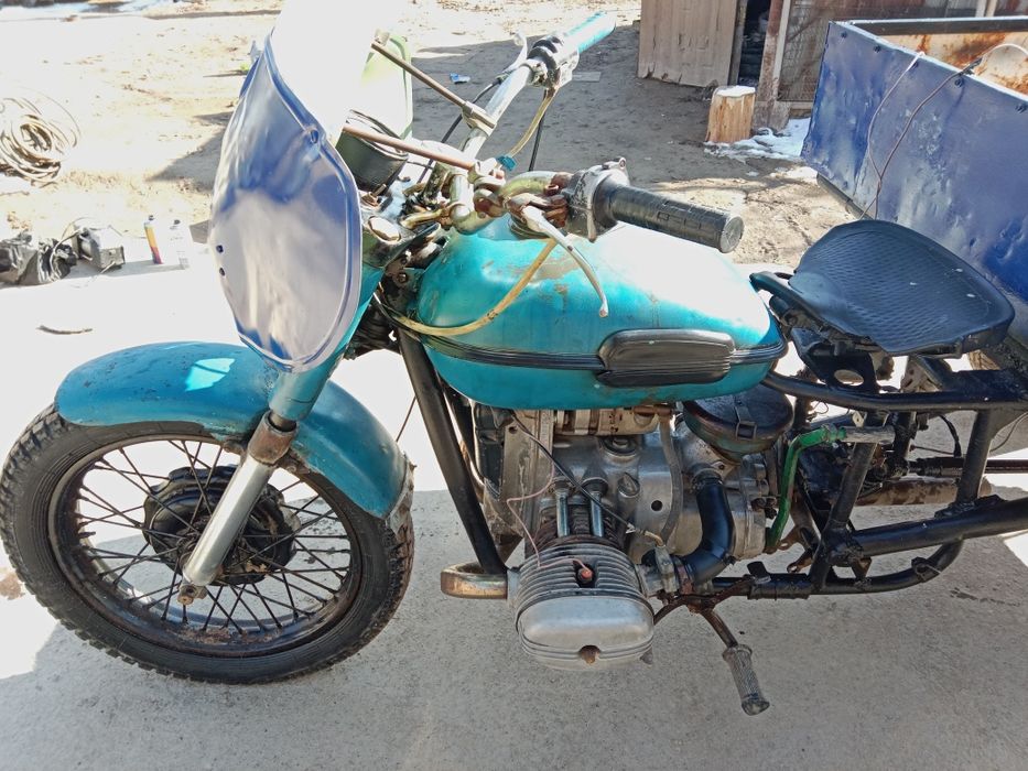 Мотоцикл Урал сатылат 150000