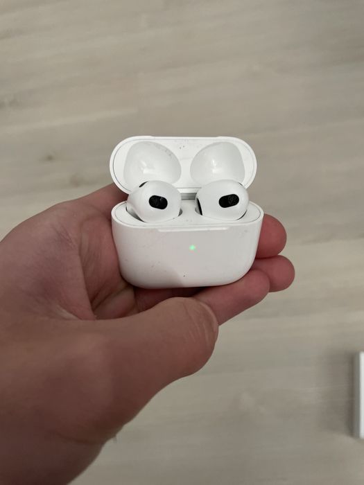 Air pods 3 ( Citito descrierea )