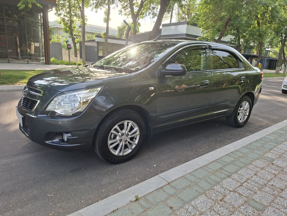 Chevrolet Cobalt 2021 — 4