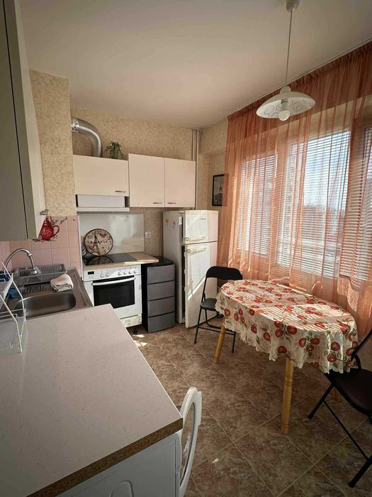 Дава се под наем Едностаен апартамент в София, Младост 3 - 48 кв.м за 458.49 € - Снимка #2