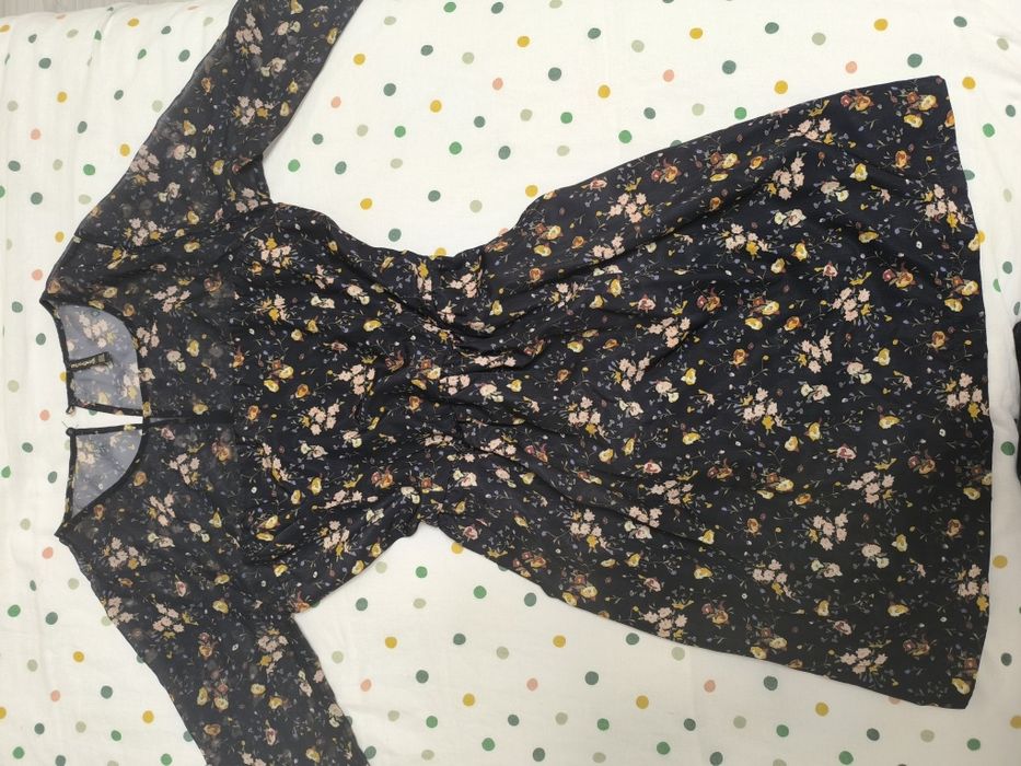 Нова рокля Stradivarius